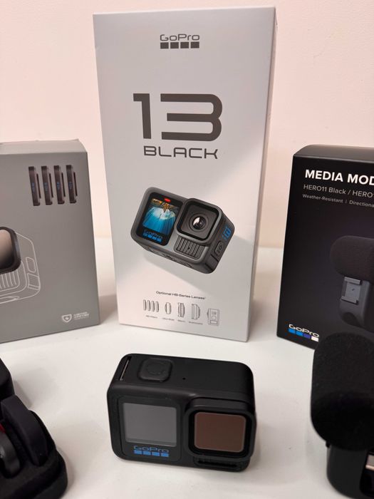camera GoPro Hero 13 + Filtre ND + Media Mod + 2 baterii Enduro + incarcator usb-c