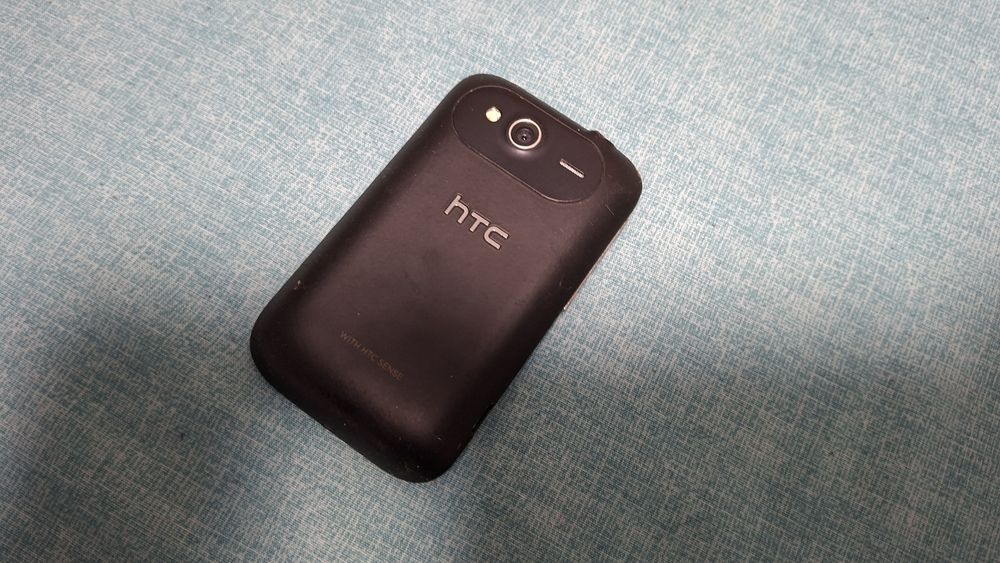 Смарт телефон HTC Wildfire S
