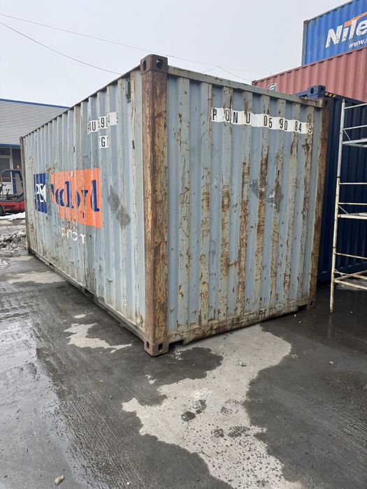 Container maritim stoc containere