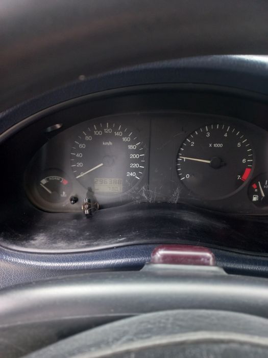 Форд галакси 1996 2.0 обьм. Бензин мех.5