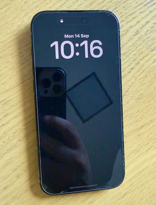 Телефон Iphone 14 Pro Black