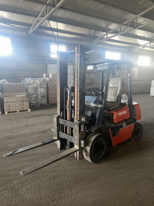 Продам Видочный погрузчик