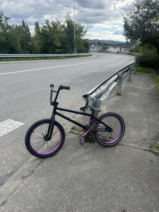 Vând Bmx Wethepleope