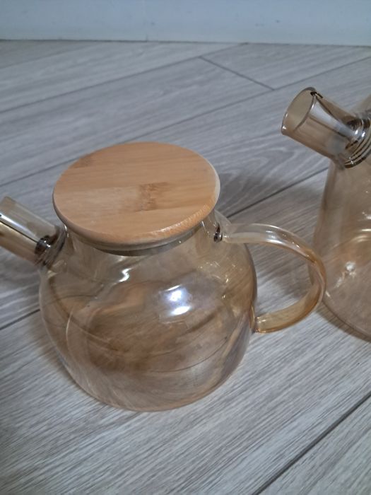 Чайник жаропрочный продам.