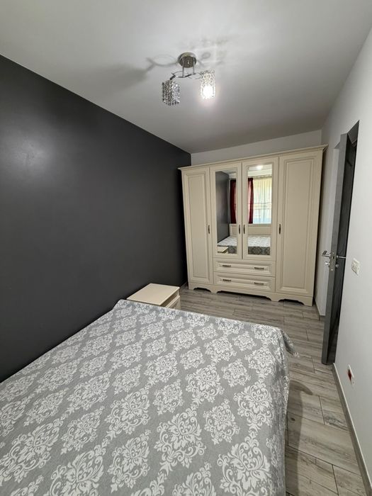 Apartament de lux cu 2 camere de închiriat