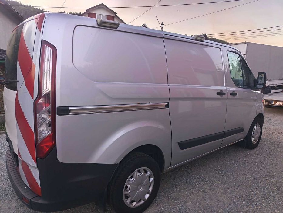 FORD Tourneo Custom 2018 — imagine 3