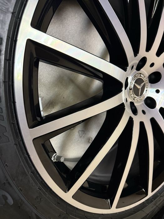 Jante Originale Mercedes GLS-167 pe 22 cu anvelope IARNA !