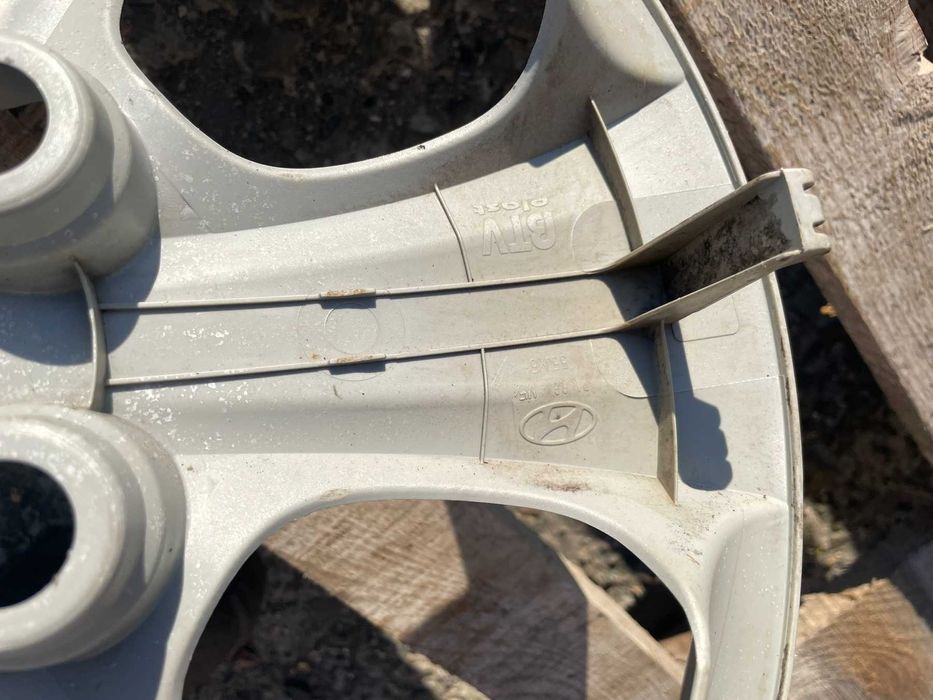 15 цола Тас за Hyundai I30 Хюндай И30 Оригинал 52960-2L000