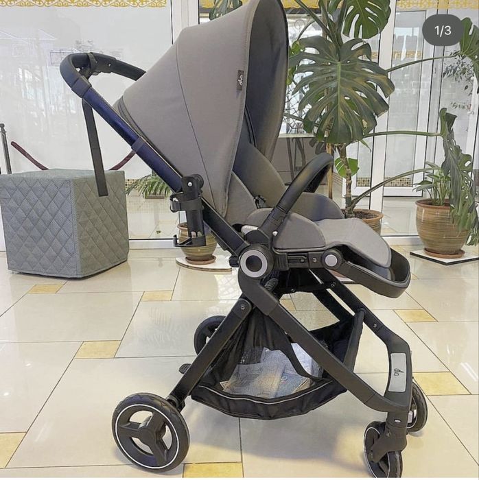 Продам коляску два блока имеется