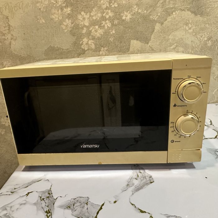 Продам микроволновую печь