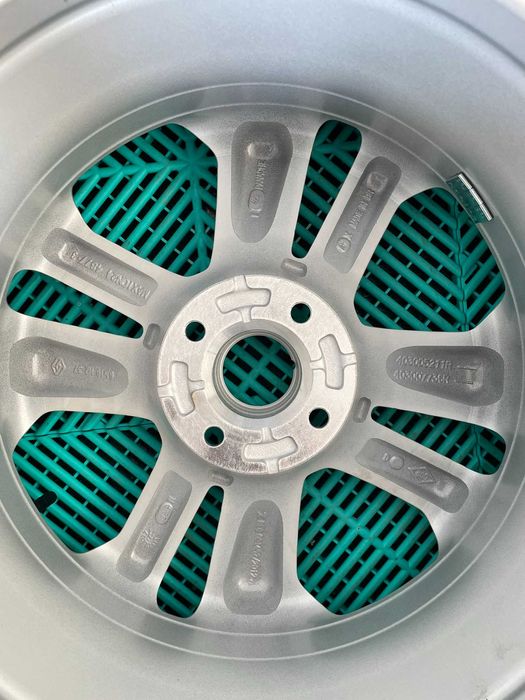 Jante noi cu anvelope allseason 205 60 R16 Sandero Jogger Clio Logan