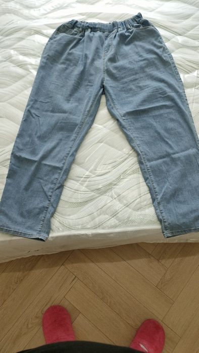 Продам джинсы большого размера