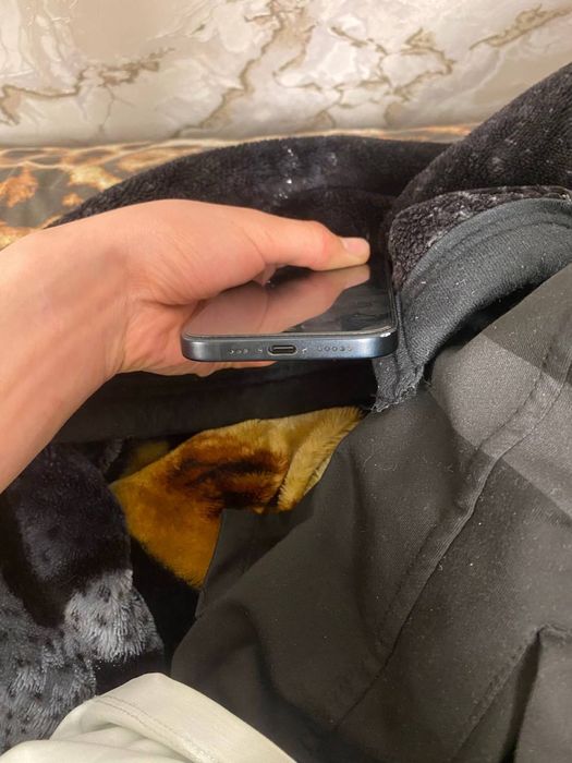 Iphone 16,128гб, черный