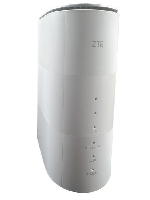 Продавам 5G рутер ZTE MC888A отключен за всички оператори