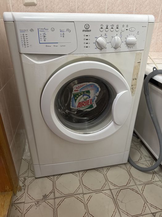 Продам стиральную машину