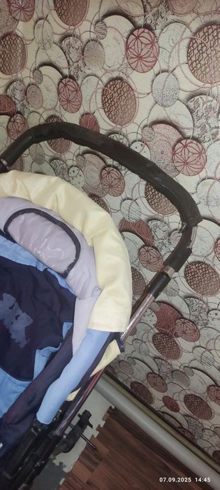 Продам коляску 3000