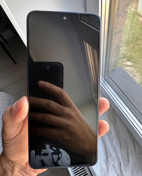 Продам или обменяю Poco X4 PRO 5G 8/256