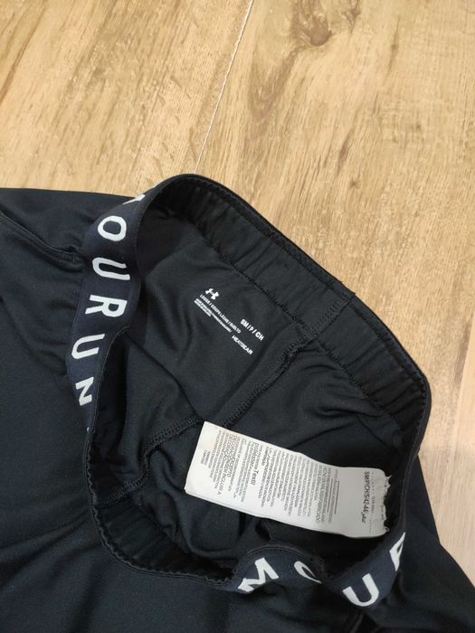 Pantaloni scurti de dama Under Armour marimea S