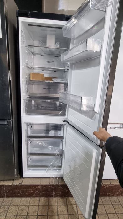 Холодильник LG GC-B459NQDZ