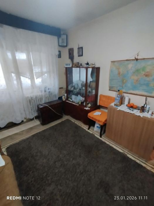 Vând Apartament 2 camere str Spitalului