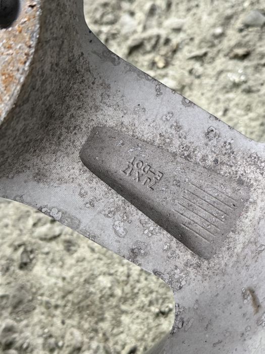 Hyundai Santa Fe 2 джати с гуми 17”