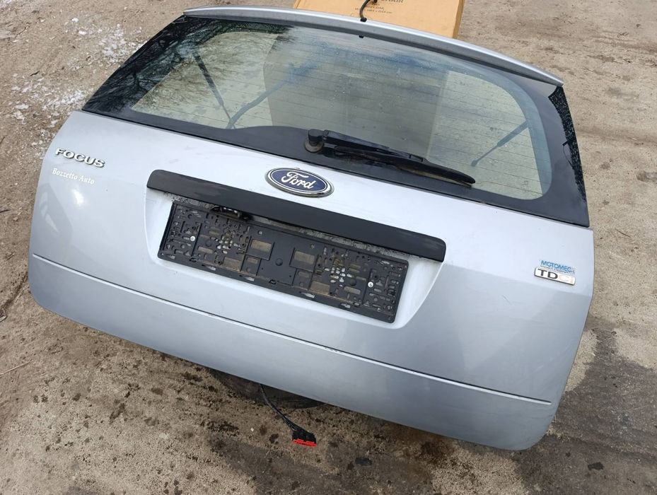 Заден капак / пета врата за Форд Фокус / Ford Focus комби 2006г