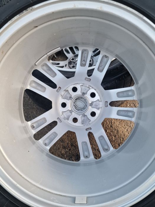 Jante aluminiu Land Rover Freelander 2 cu cauciucuri 235/65/17 iarna