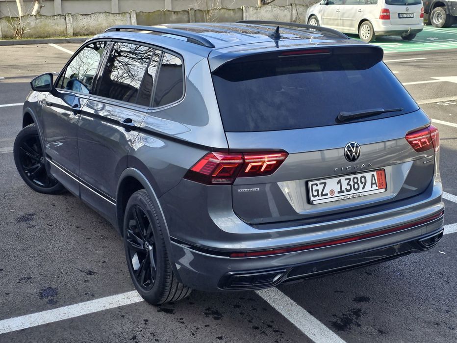 Volkswagen Tiguan Allspace 2.0 TDI 4Mot DSG R-Line 200 CP