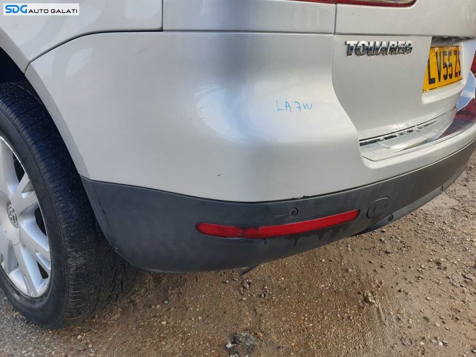 Bara Spoiler Spate cu Locas Senzori Parcare Volkswagen Touareg 7L 2003 - 2007 Culoare LA7W