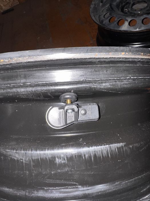 Продам диски с датчиками Hyundai creta R16