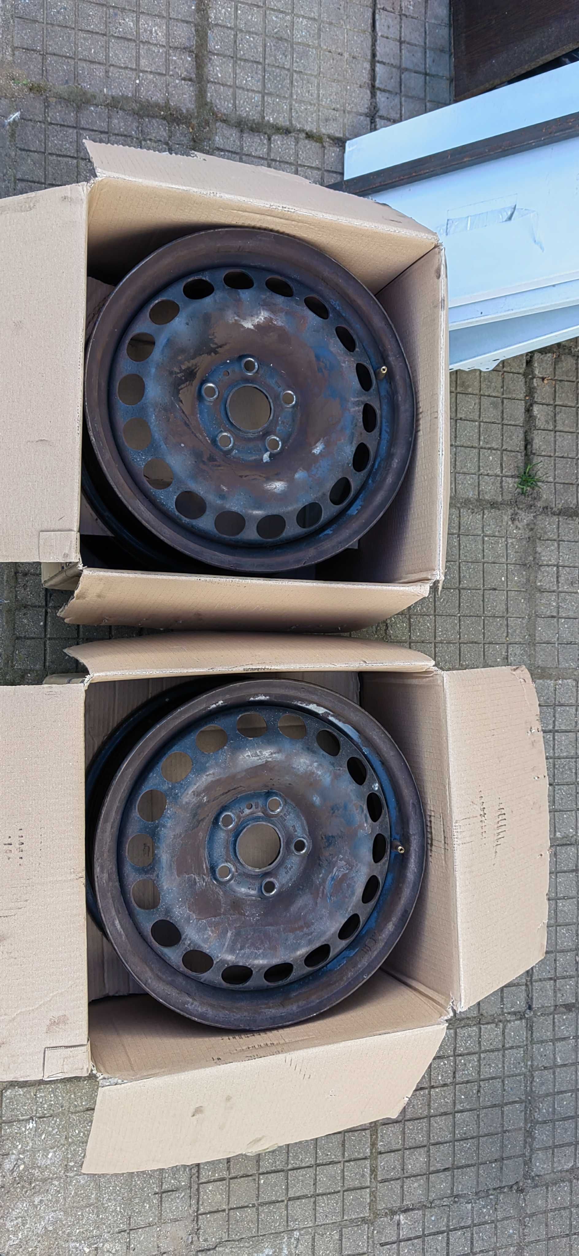Железни джанти 15 passat b6 гр. Благоевград Идеален център • OLX.bg
