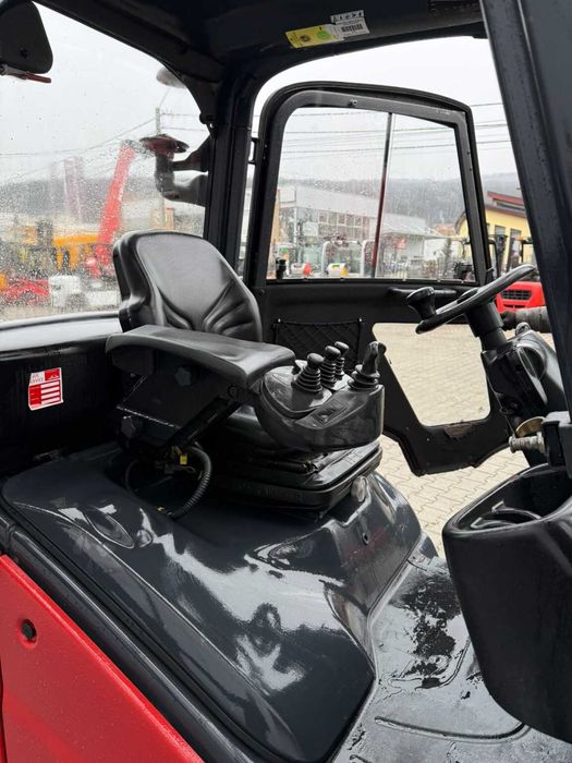 Motostivuitor Linde H16D-01, An 2012, Diesel, 1.6 tone, Catarg triplex