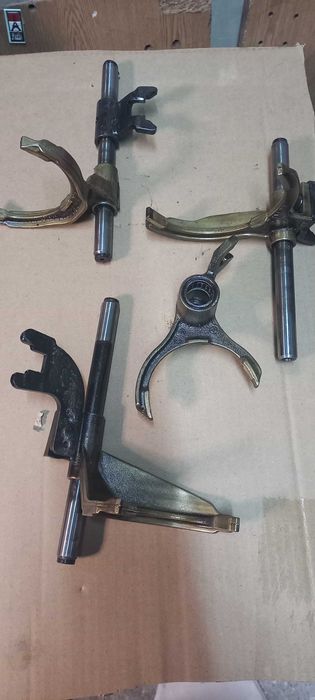 Скоростна кутия на VW Sharan-1.9/ 131kc/6ск/ на части.