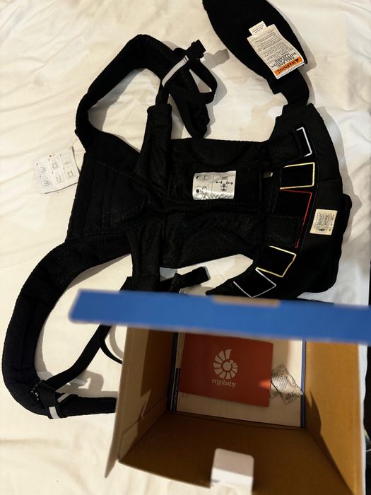 Marsupiu ErgoBaby Nou