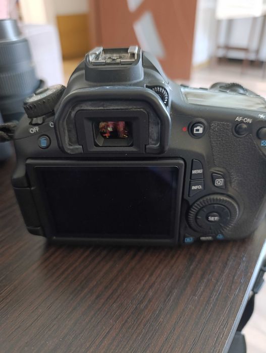 Фотоапарат Canon EOS 60D