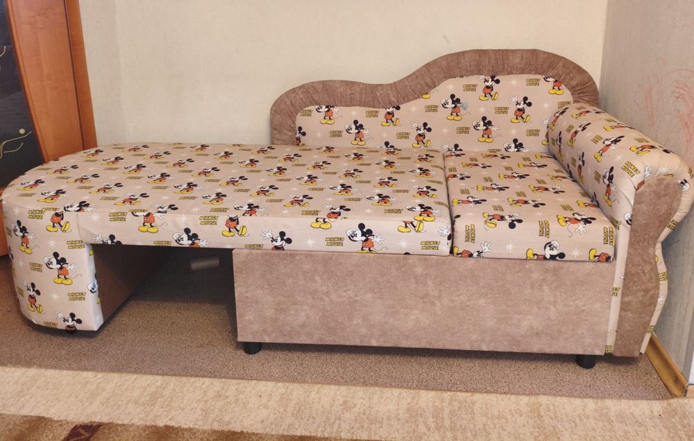 Продам детский диван