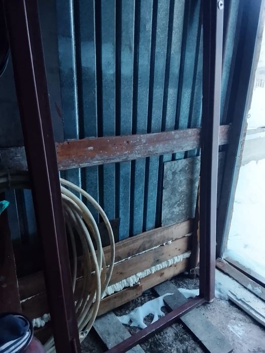 Продам дверь железную