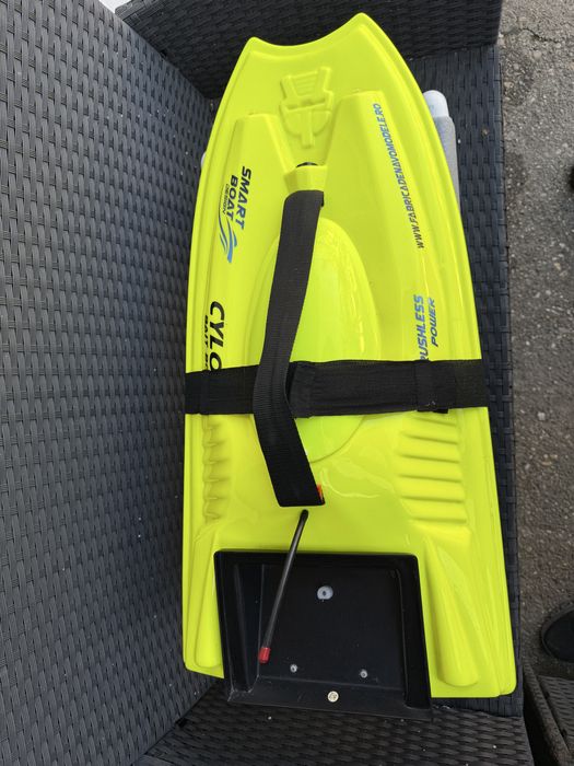 Vand Navomodel cu o cuva si Autopilot Alpha blue