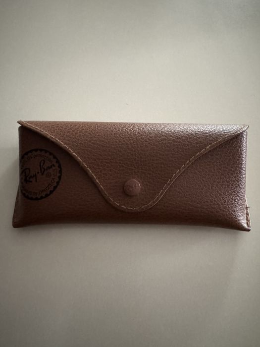 Husa Ray-Ban Leather Brown Sunglasses