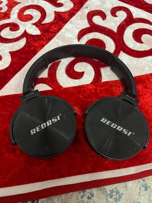 Наушник RECRSI черный