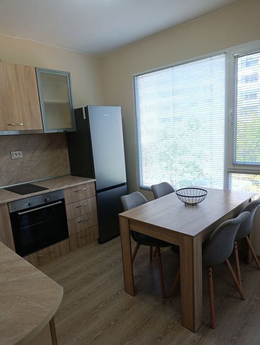 Дава се под наем Четиристаен апартамент в Асеновград - 86 кв.м за 378.93 € - Снимка #9