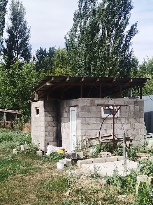 Продам участок место с домом