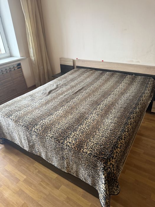 Кровать с матрасом