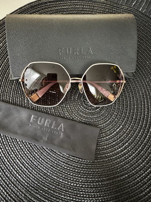 Furla слънчеви очила Нови