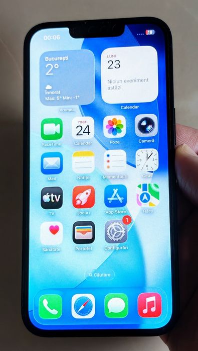 IPhone 13 5G Midnight 128 GB impecabil, baterie 100 % + cadou !