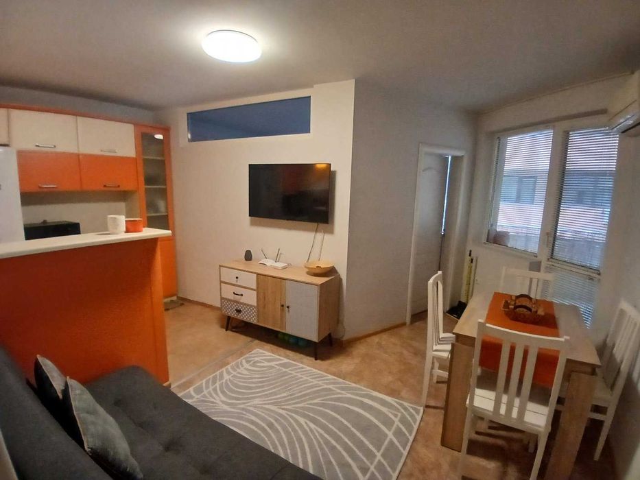 Двустаен апартамент под наем район Гранд Мол