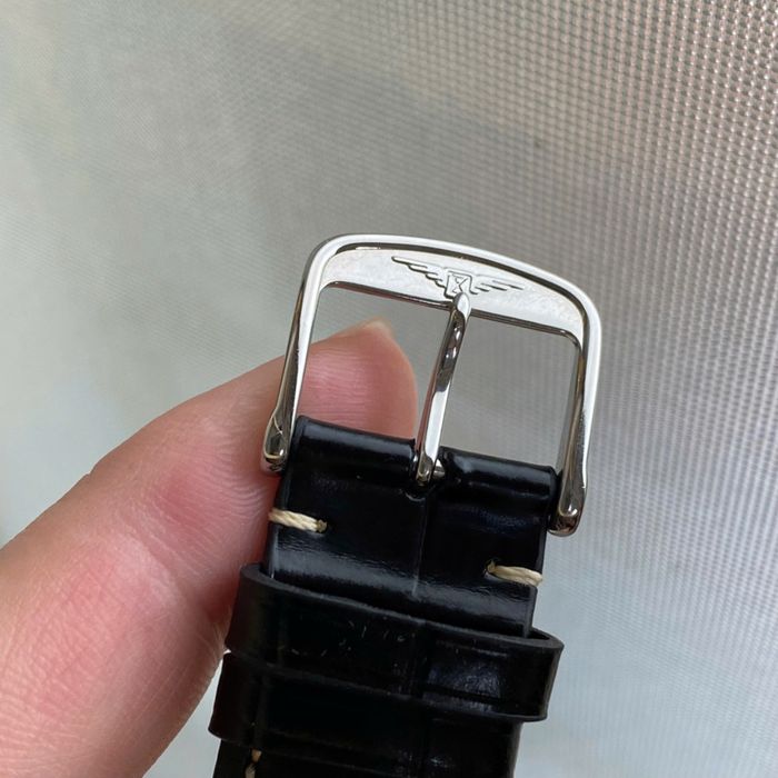 Швецарские часы фирмы Longines, механика с автоподзаводом