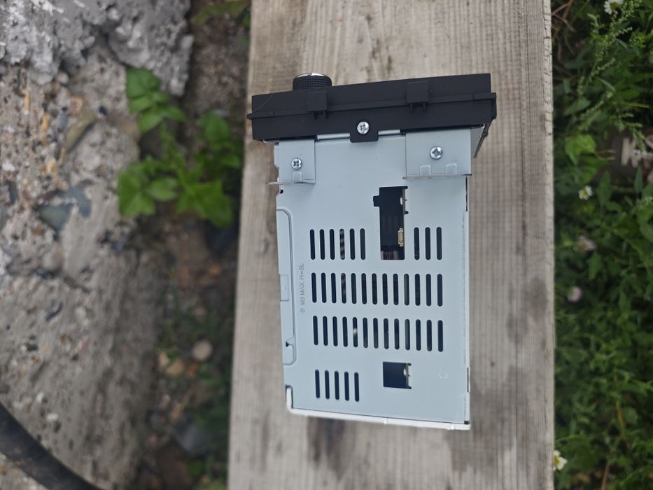 Продам магнитолу от кобальта