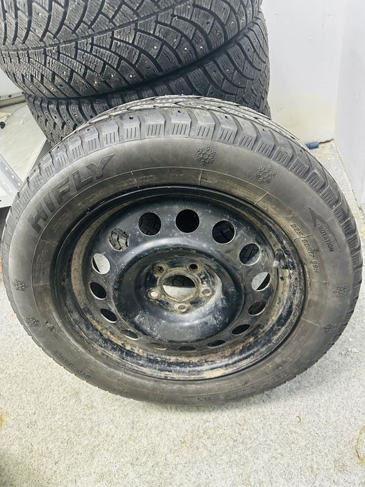 Продам шины 225/60/R17