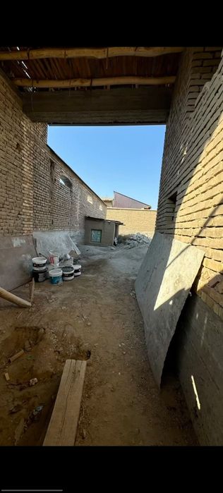 Uy Sotiladi Namangan Ayraport 4 ko'cha